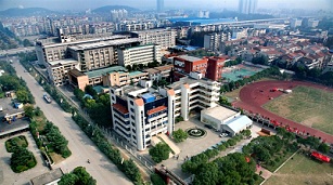 武汉市东西湖职业技术学校.jpg